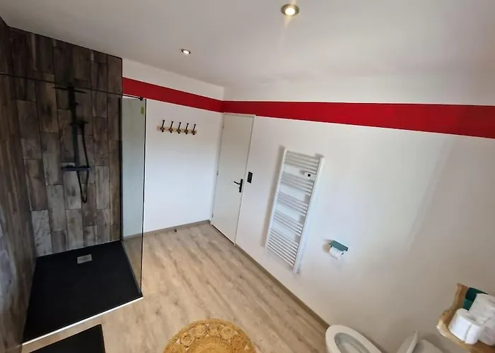 à 1,9 Km Du Mont St Michel Hébergement de vacances